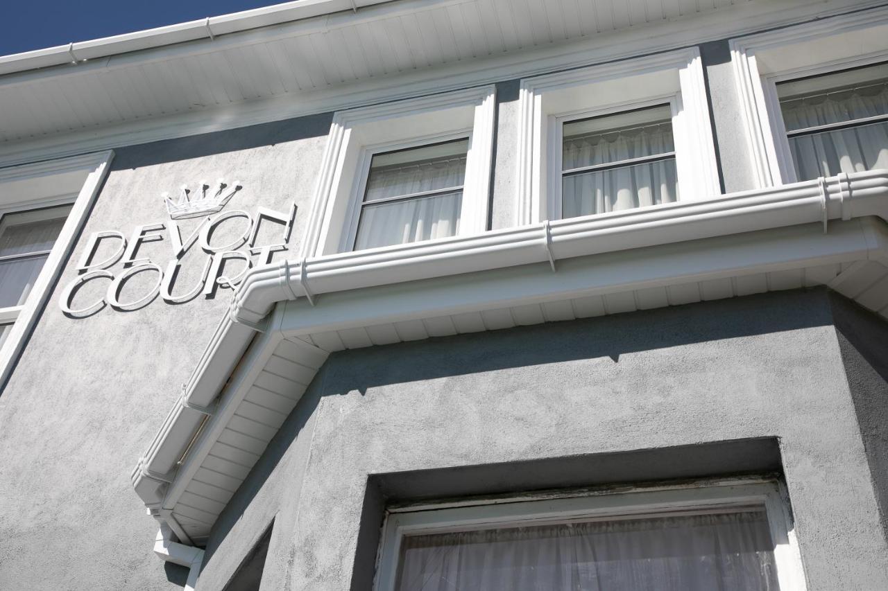 托基 The Devon Court酒店 外观 照片